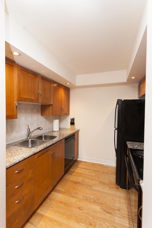Red Maple Suites - Icon Toronto Ngoại thất bức ảnh