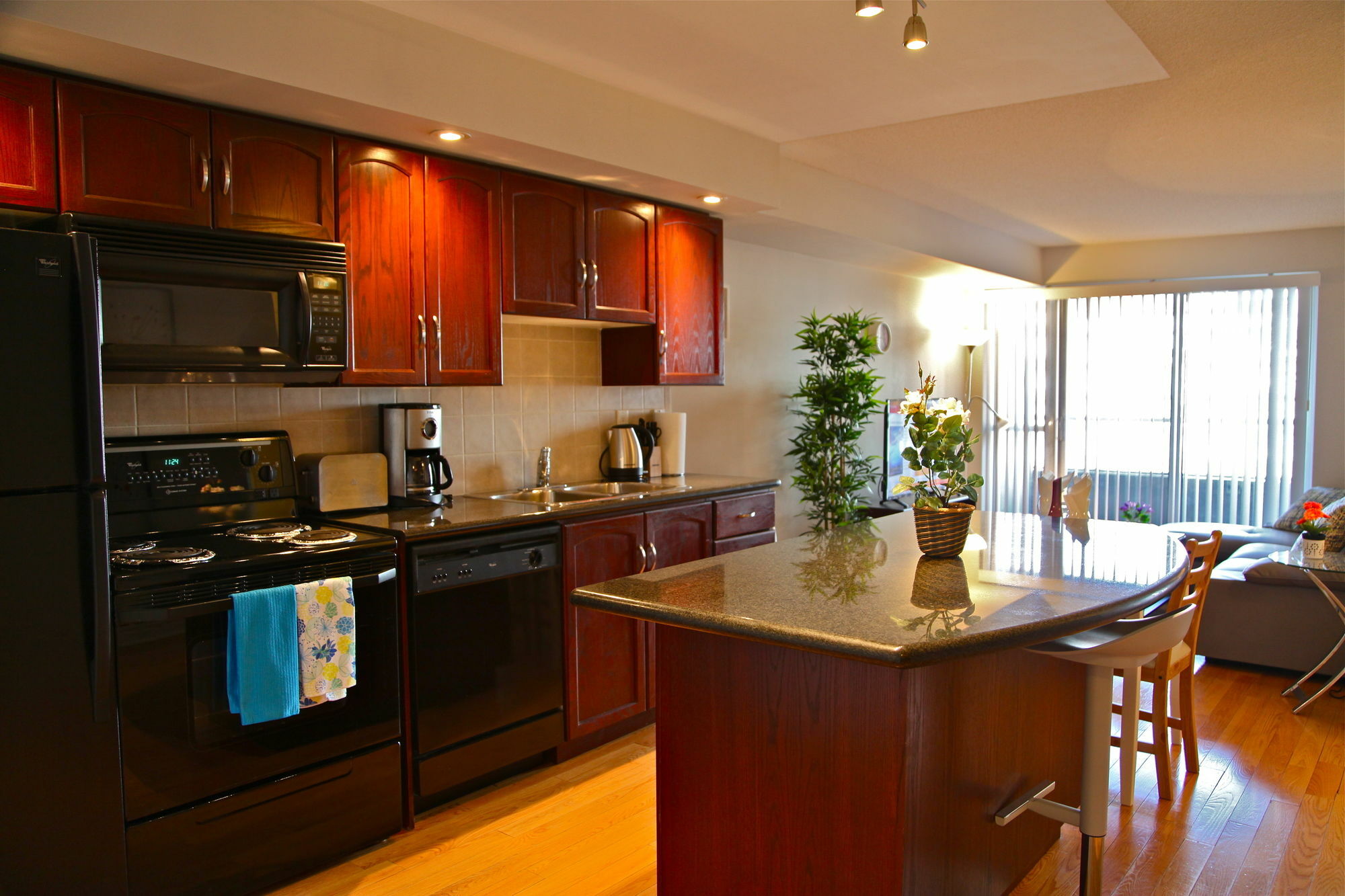 Red Maple Suites - Icon Toronto Ngoại thất bức ảnh