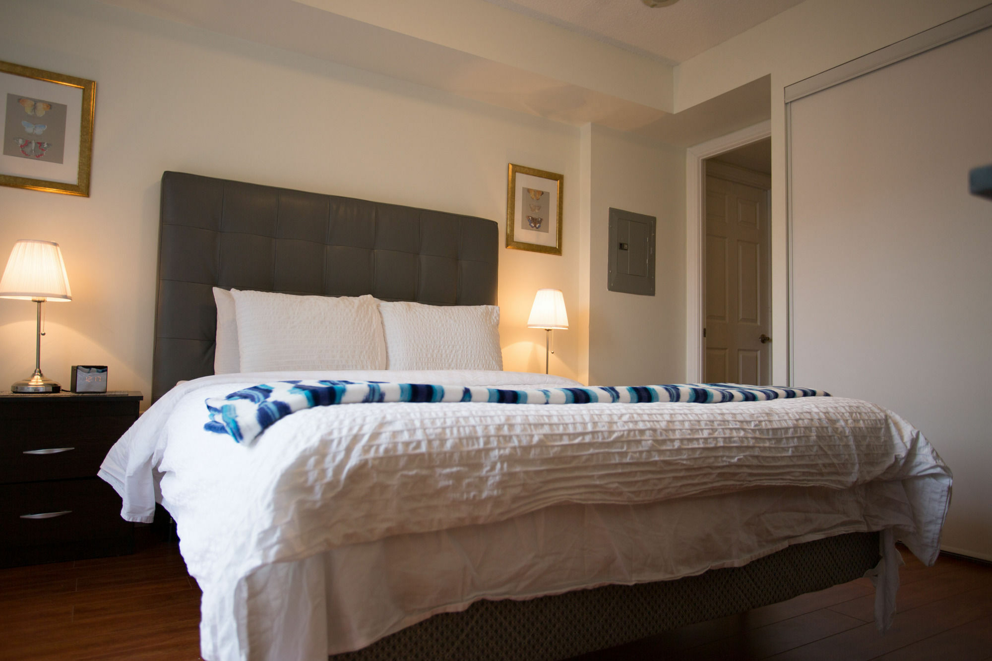 Red Maple Suites - Icon Toronto Ngoại thất bức ảnh